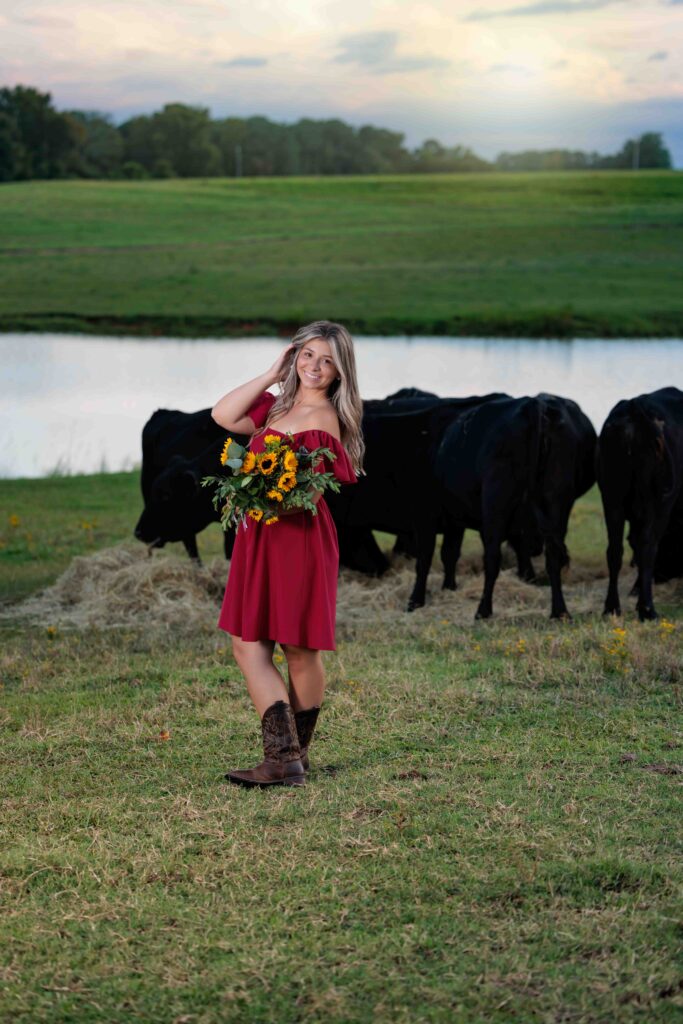 NC Senior photos at Farm with cows