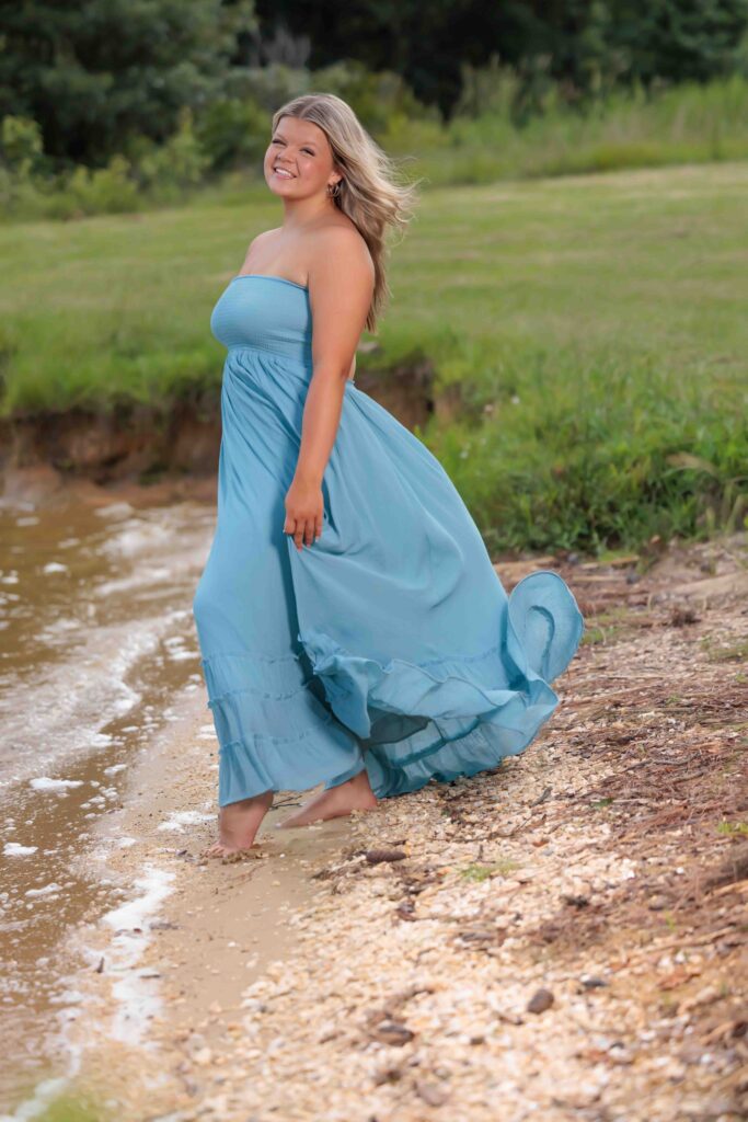 High School Senior Pictures at Lake